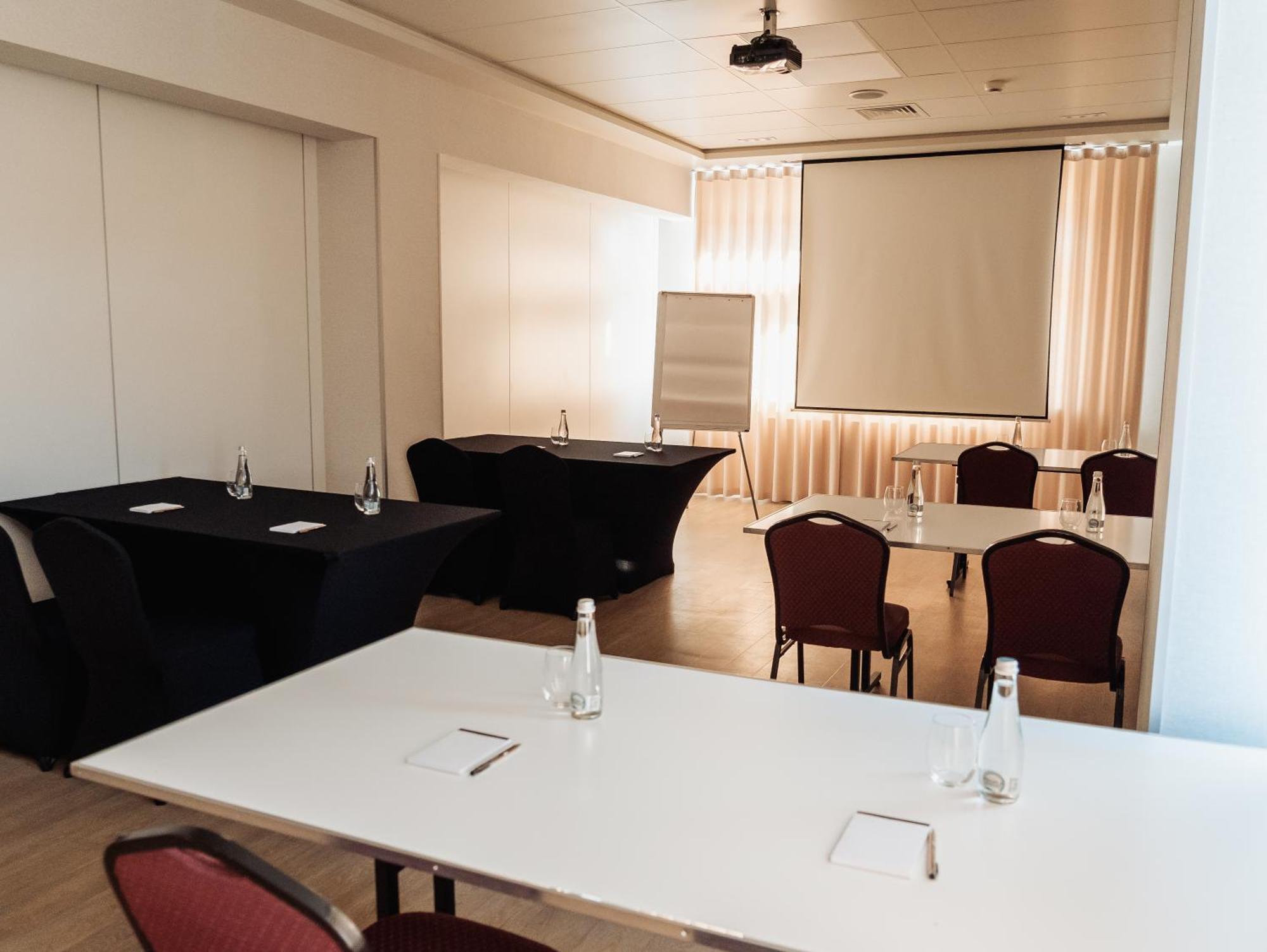 Arche Hotel Siedlce Kültér fotó