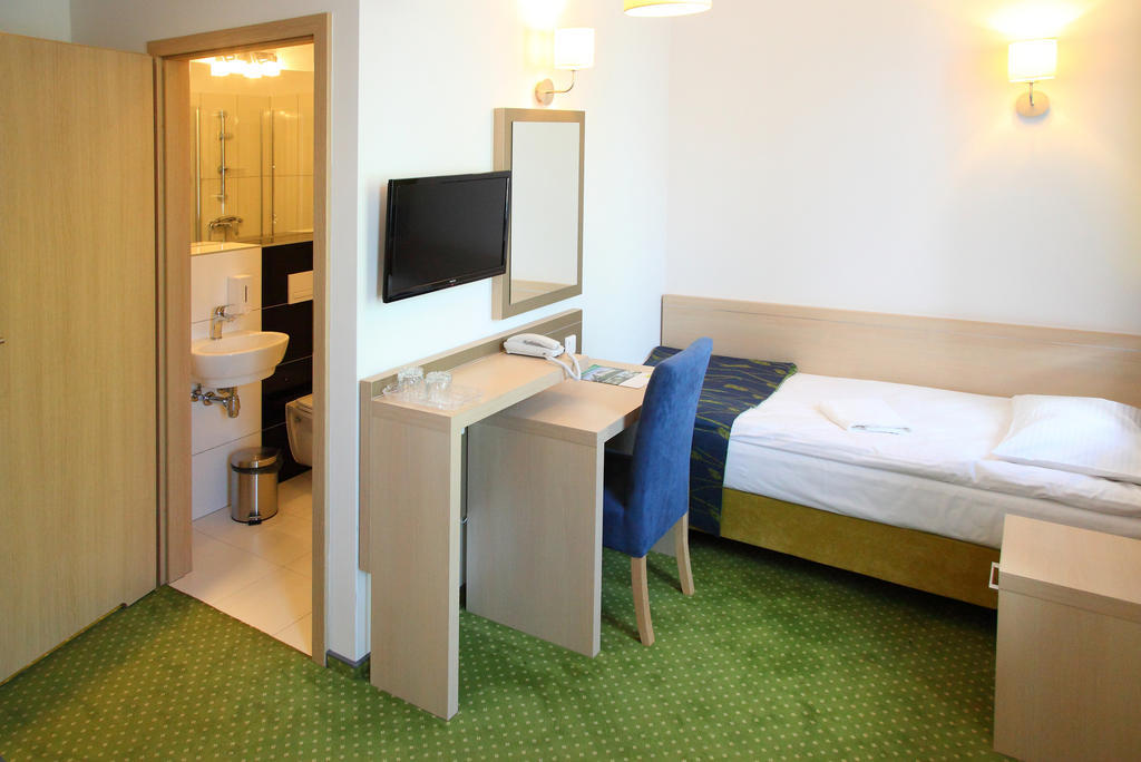 Arche Hotel Siedlce Kültér fotó