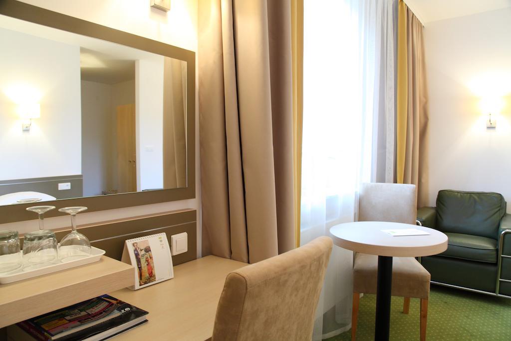 Arche Hotel Siedlce Szoba fotó