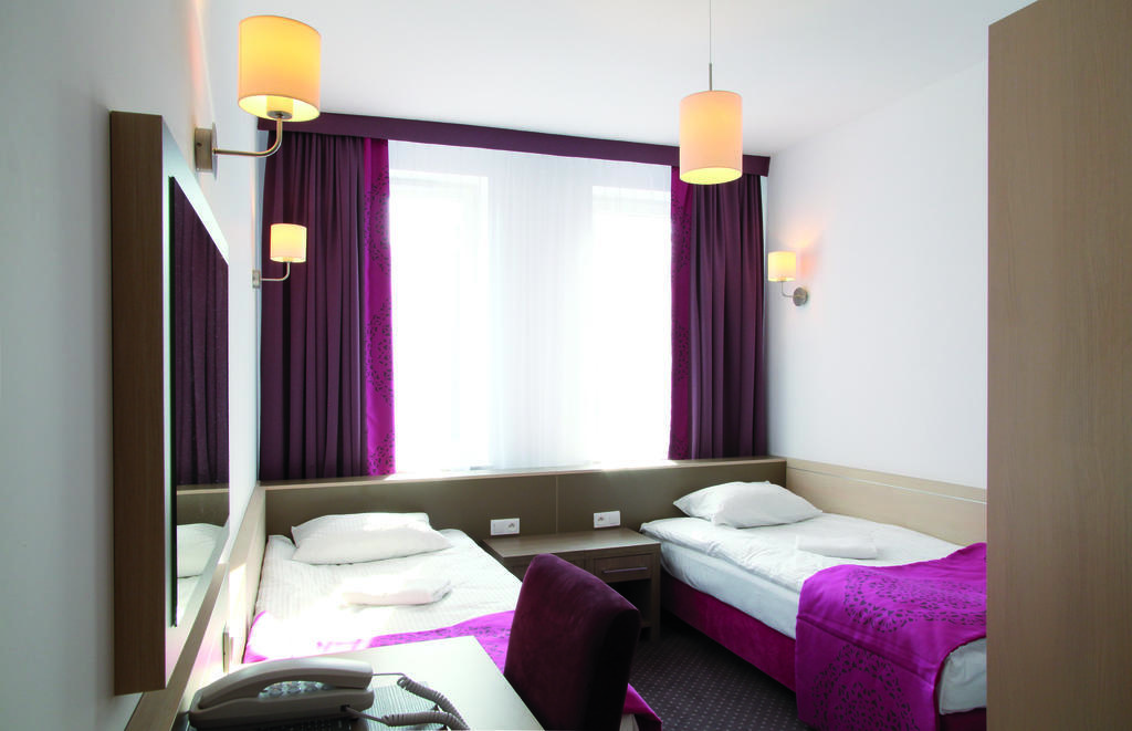 Arche Hotel Siedlce Kültér fotó