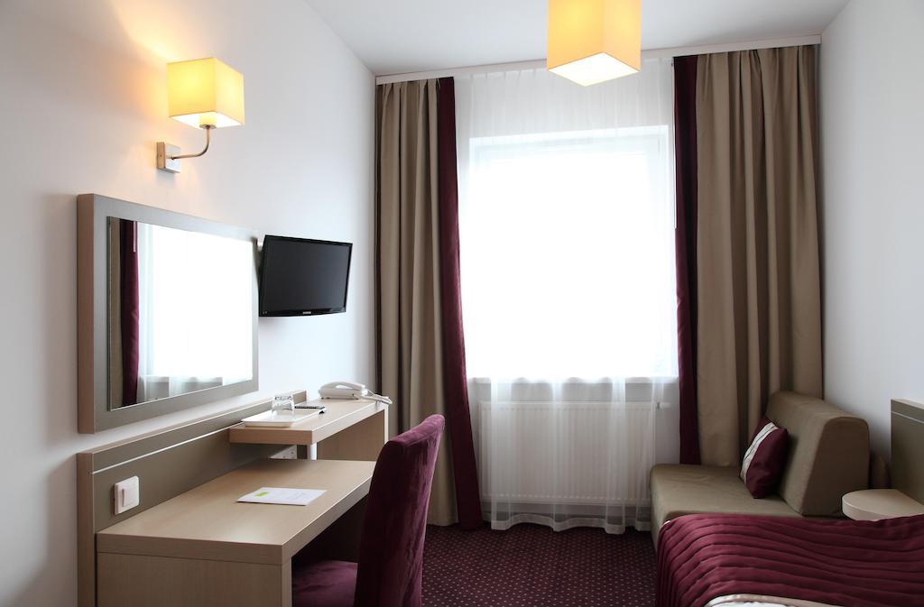 Arche Hotel Siedlce Szoba fotó
