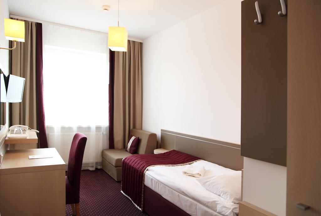 Arche Hotel Siedlce Szoba fotó